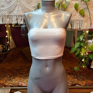 White cropped strapless tube top